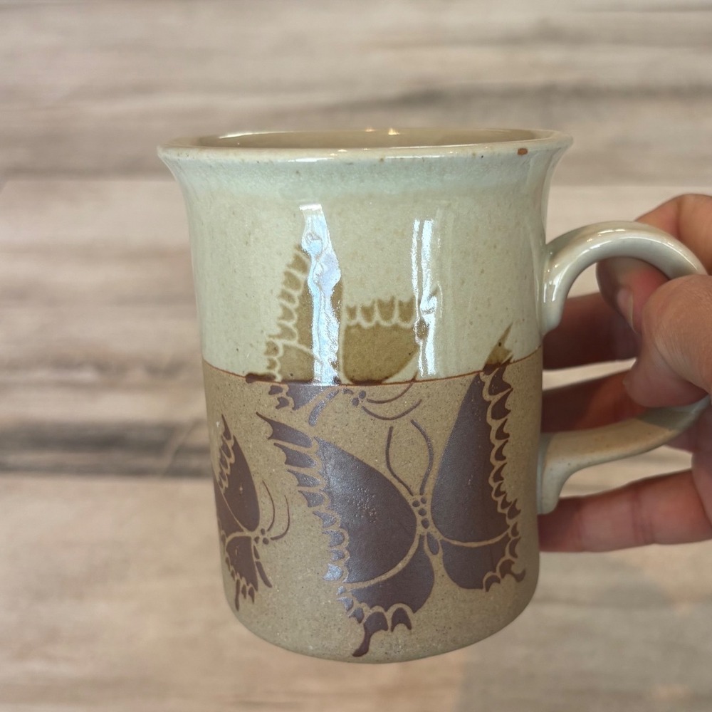 Vintage 70s Otagiri Butterfly Stoneware Coffee Mug Two Tone Cream Tan Ceramic - Picture 6 of 12
